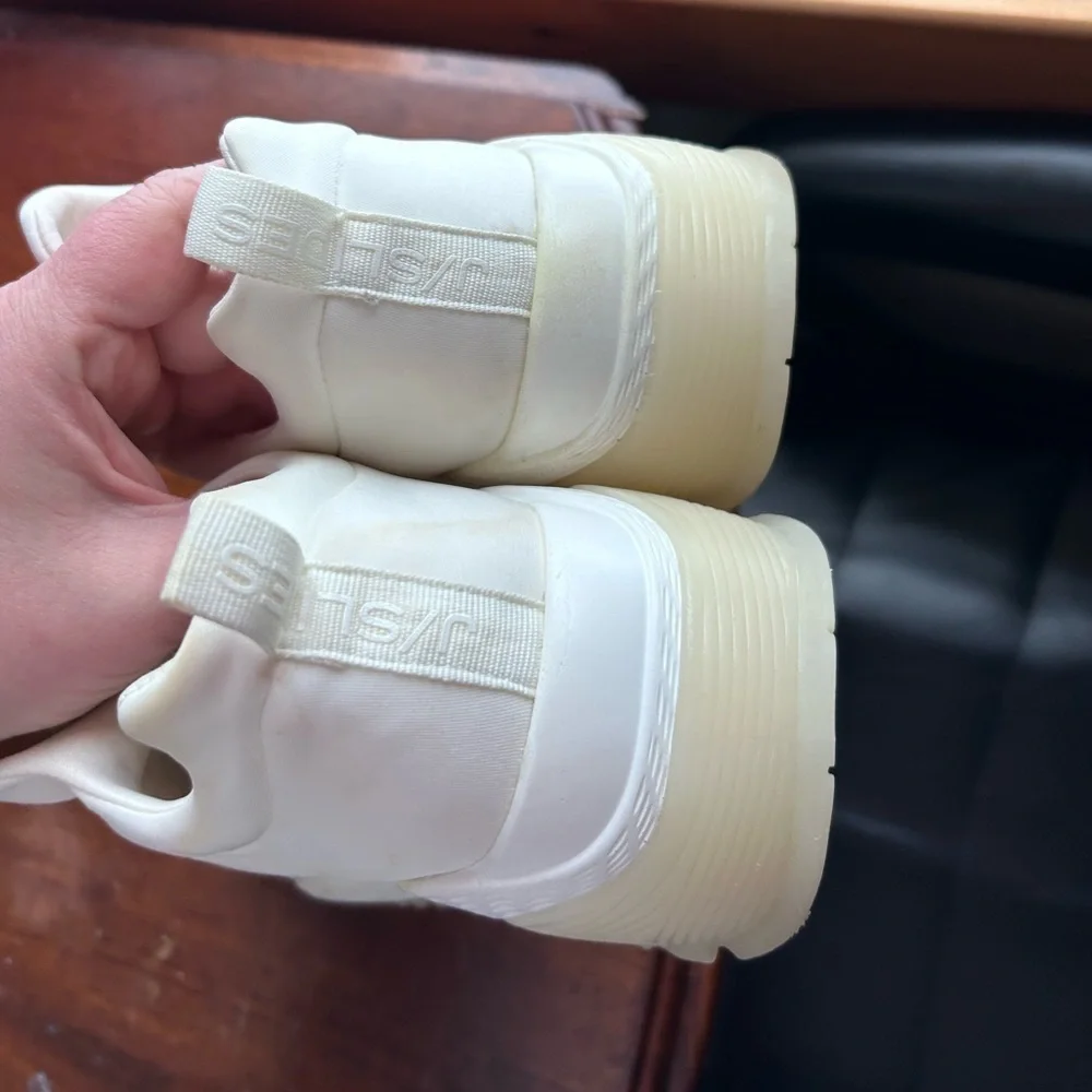 J/Slides White Slip-On Platform Sneakers | Size 8